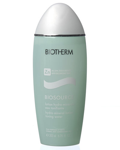 Biosource barnító testápoló a Biotherm-től. Miért éri meg az arcbőr tisztítás?